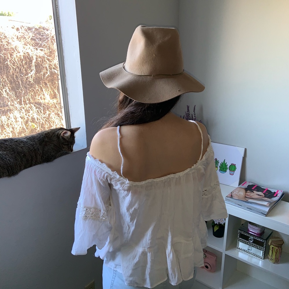 Zara Boho flare sleeve loose fitted shirt - Picture 6 of 6